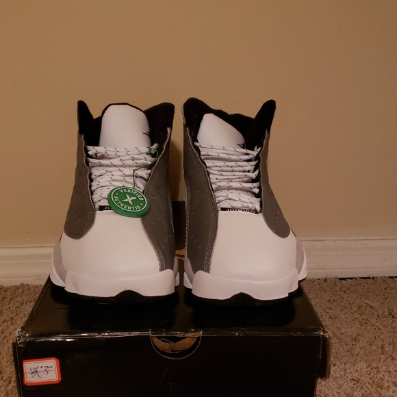 Air Jordan Retro 13s - Picture 7 of 7